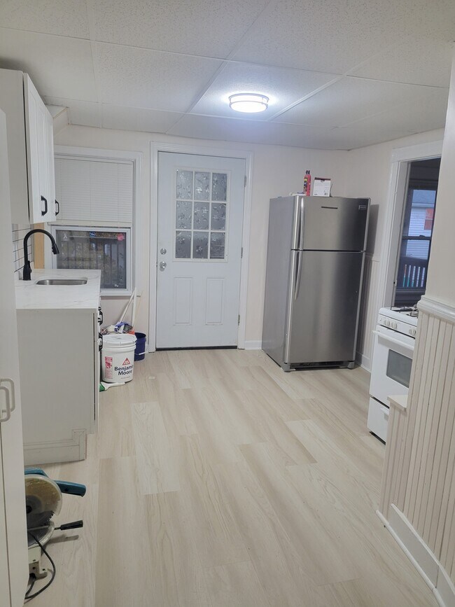 Foto del edificio - 293 Grove Ave