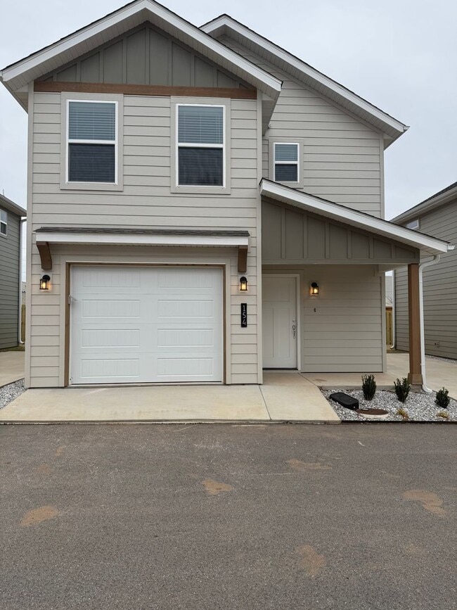 Building Photo - 154 Copper Oaks Dr