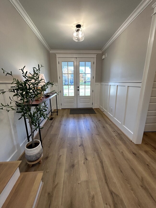 Building Photo - 1000 Alrich Ct