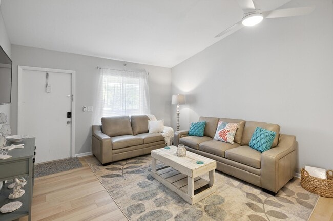 Foto del edificio - 6271 Chasewood Dr