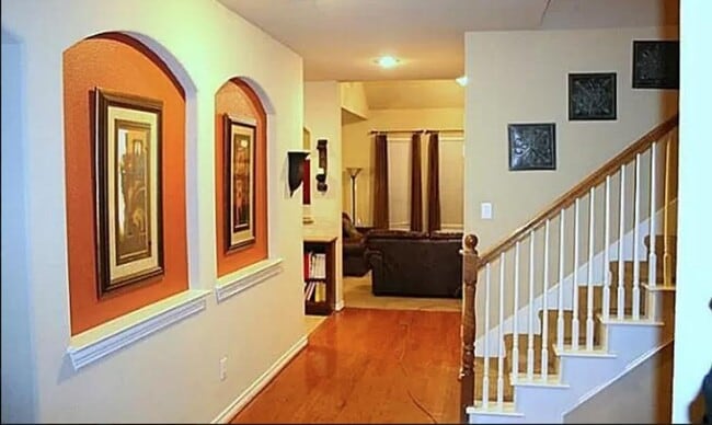 Photo - 12728 Creamello Ave House