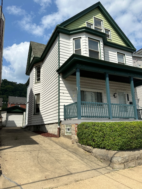 Photo - 1920 Middle St