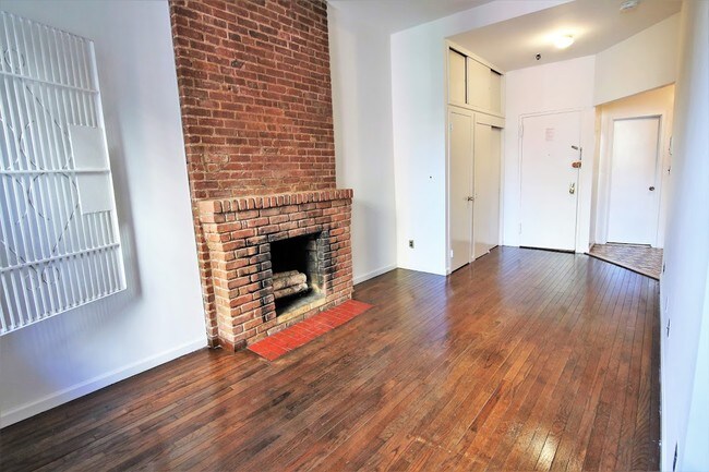 Foto del edificio - 256 W 85th St