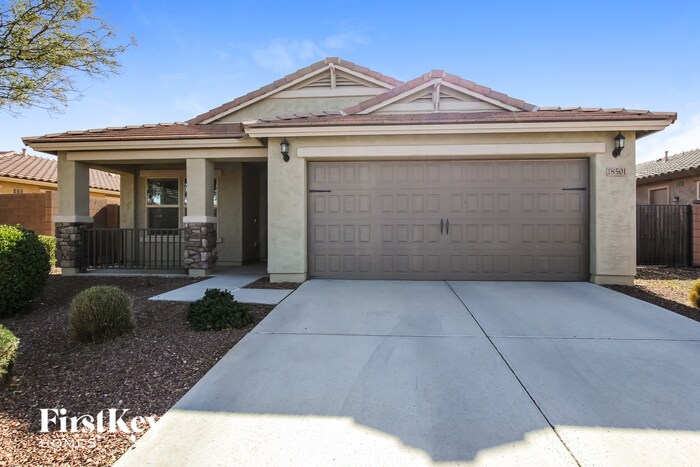 Foto principal - 18501 W Southgate Ave