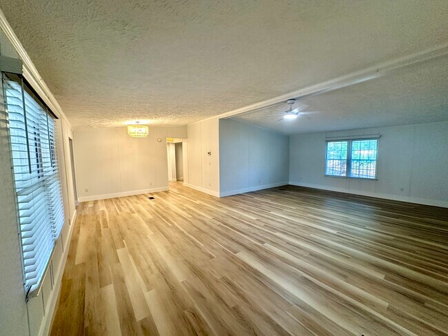 Foto del edificio - 79 Cherokee Farms Rd