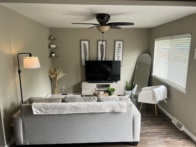 Foto del edificio - 17 North Dr