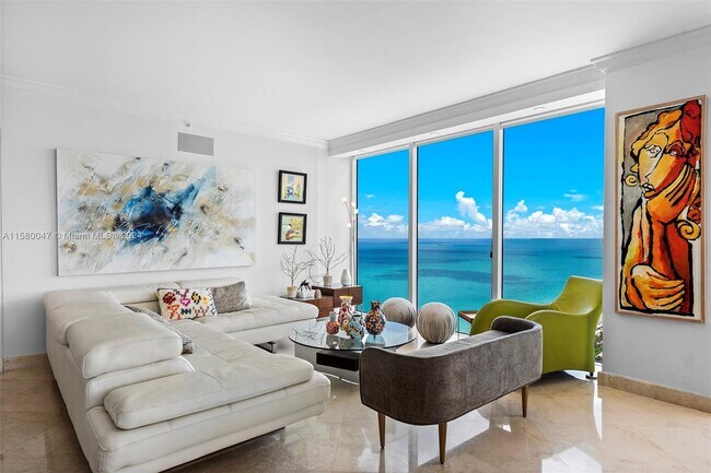 Foto del edificio - 4775 Collins Ave