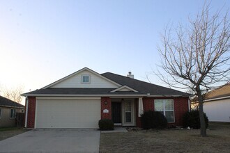 Building Photo - 1112 Wild Wood