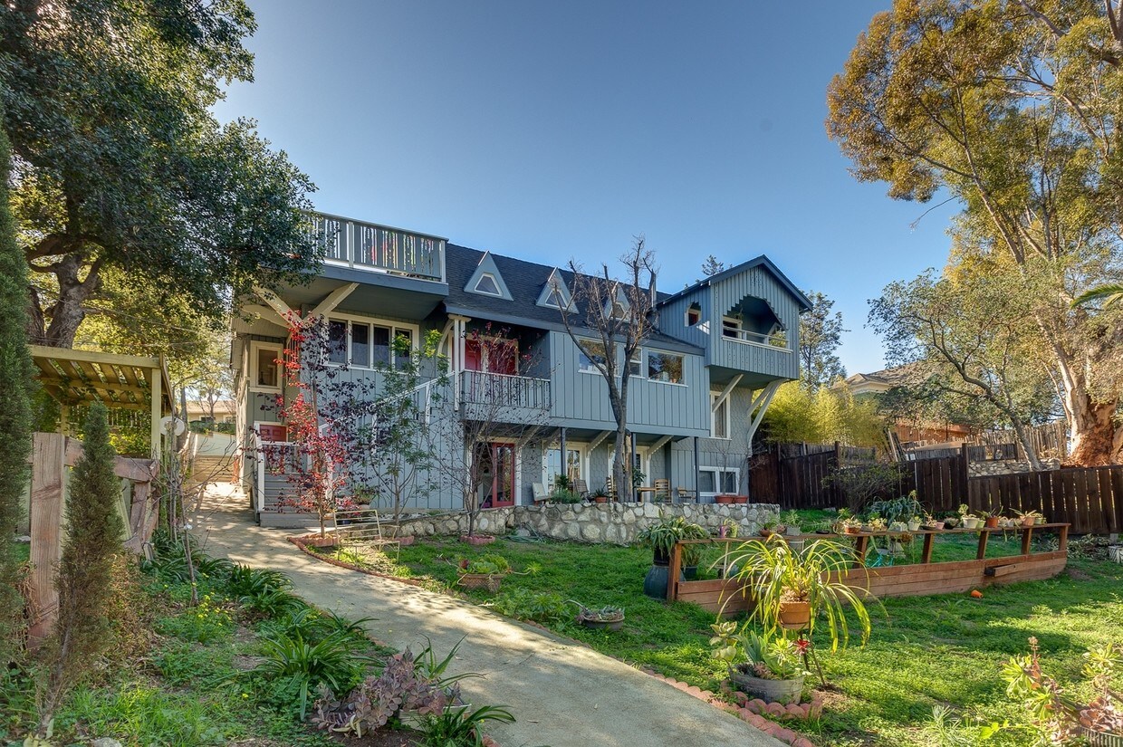 Foto principal - 6512 Monterey Rd