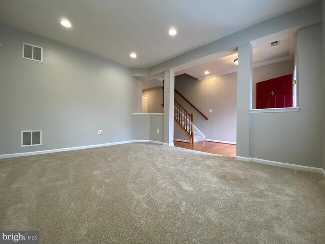 Building Photo - 4929 Chaste Tree Pl