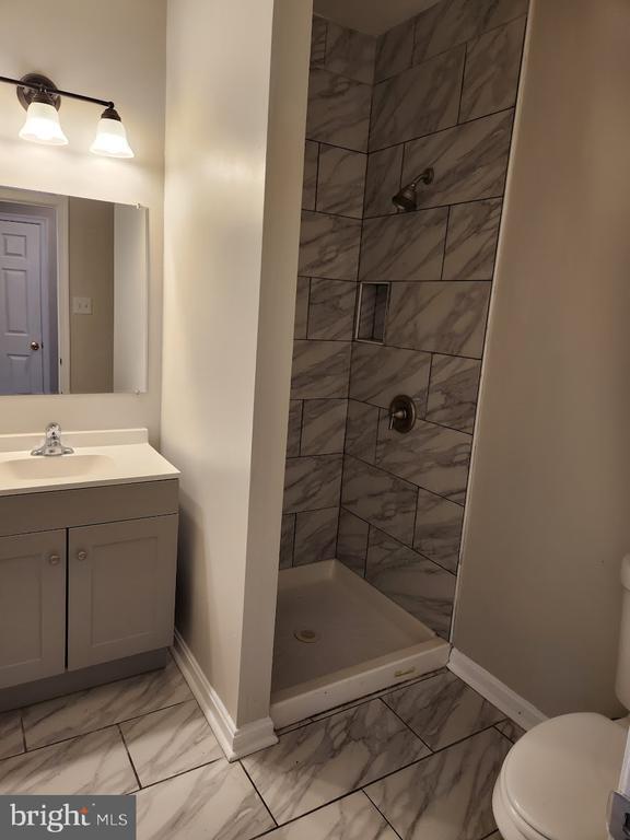 Foto del edificio - 833 Lacewood Terrace
