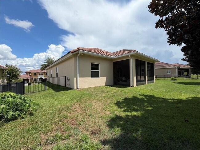 Building Photo - 3519 Mediterra Dr