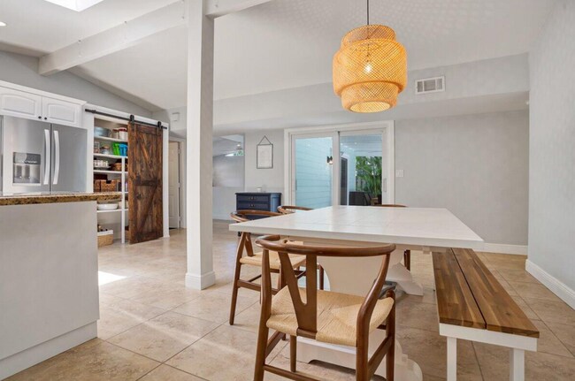 Foto del edificio - 1110 SW 15th St