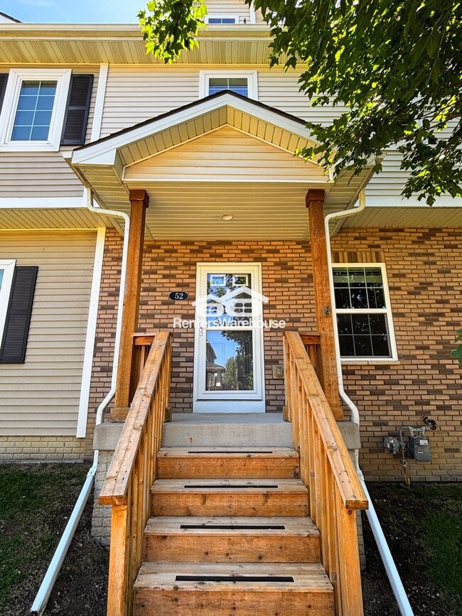 Building Photo - 52 SE Booth Ave