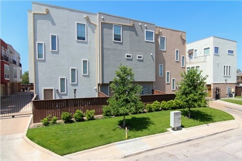 Primary Photo - Fitzhugh Townhomes