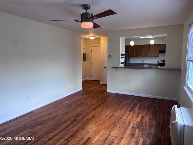 Foto del edificio - 364 Westwood Ave