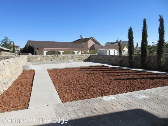 Building Photo - 4 br, 2.5 bath House - 2468 Tierra Rica