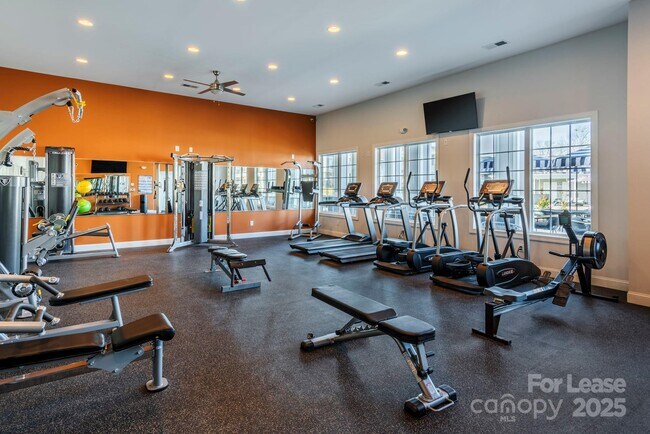 Foto del edificio - 12509 Crown Park Ct