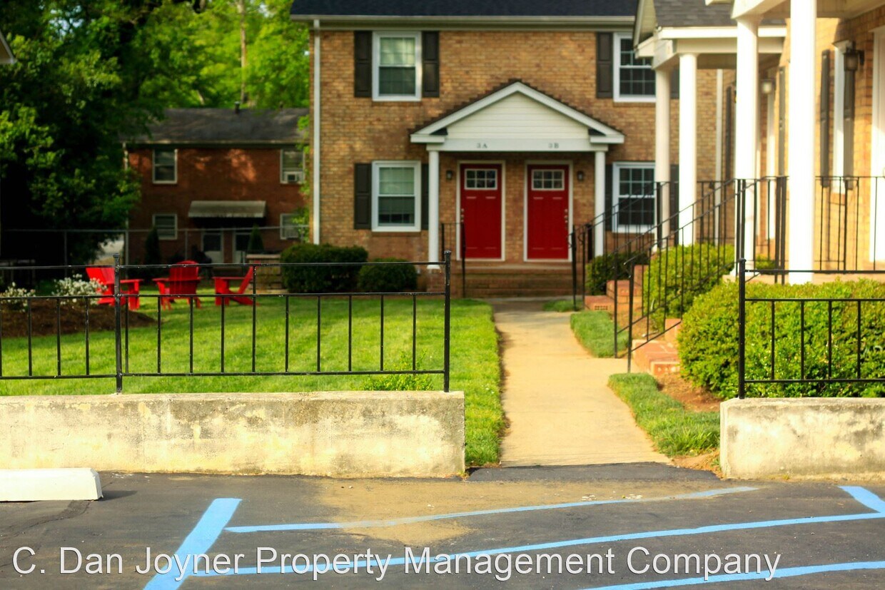 Primary Photo - 409 Pinckney St
