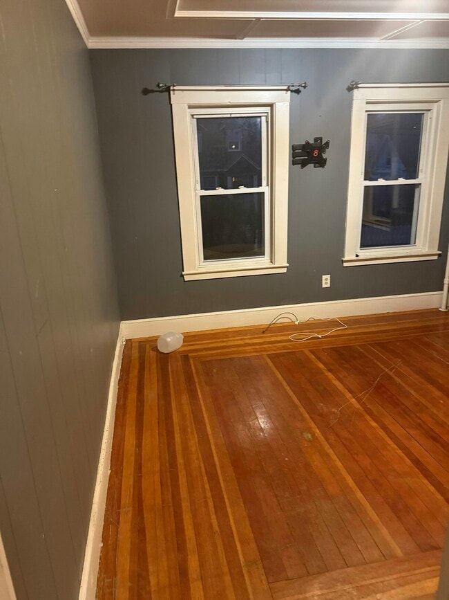 Building Photo - 73 Friend St