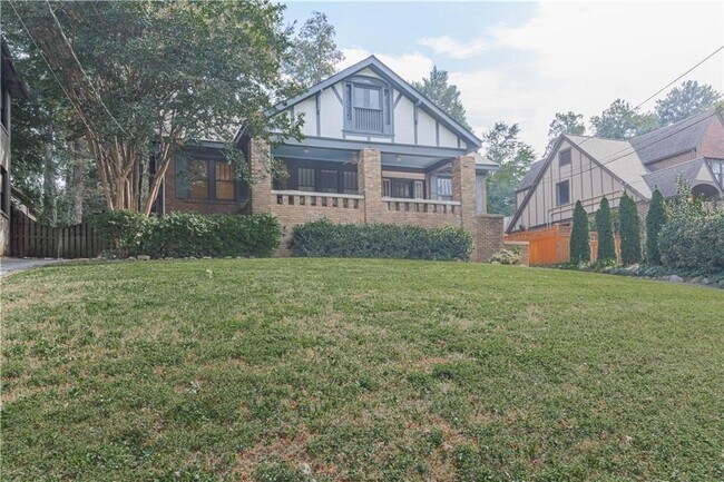 Foto del edificio - 1539 N Morningside Dr NE