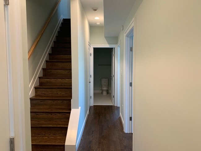 Photo - 1608 W Cary St Townhome