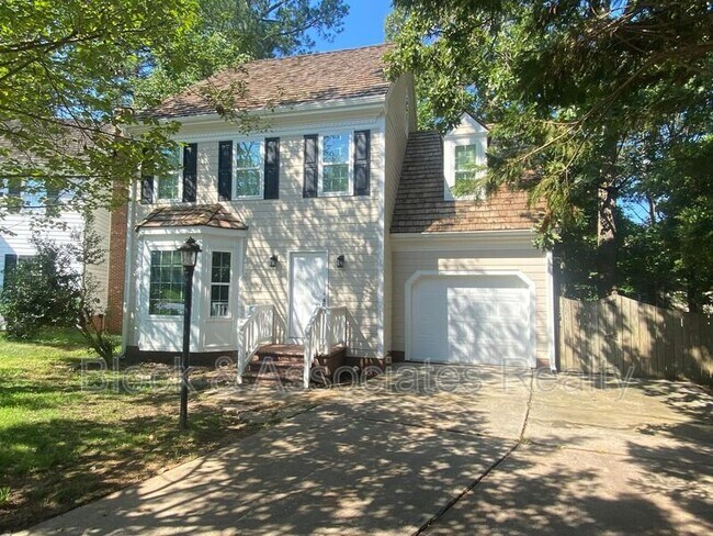 Foto del edificio - 104 Rainmist Cir