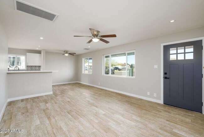 Foto del edificio - 5640 N 38th Dr
