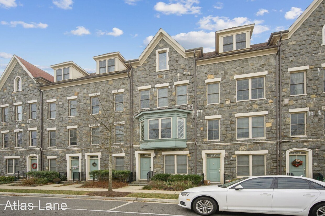 4 br, 3.5 bath House 2857 Chancellors Wa... House Rental in