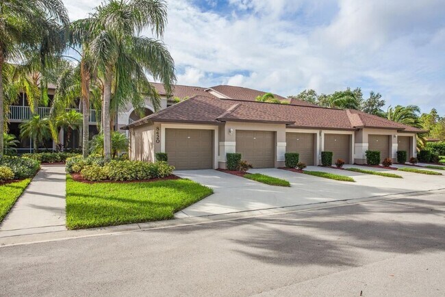 Building Photo - 8420 Naples Heritage Dr