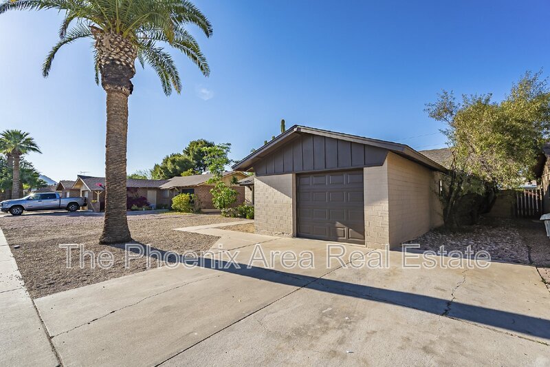 Foto principal - 8532 E Chaparral Rd