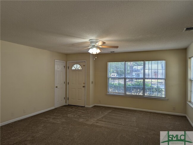 Foto del edificio - 1213 Exley Dr