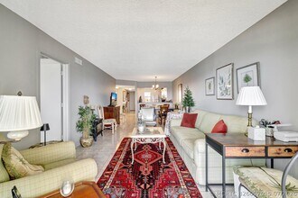 Building Photo - 10980 S Ocean Dr