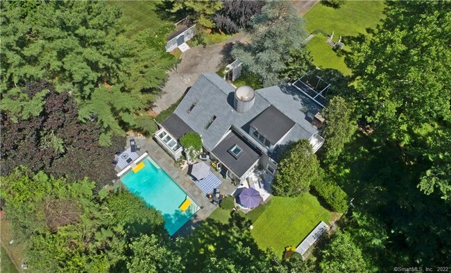 Foto del edificio - 288 Wakeman Ln