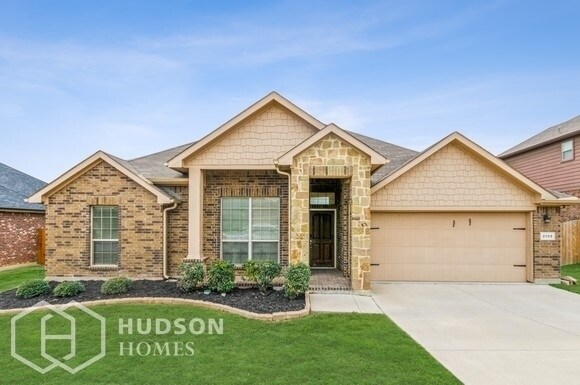 Primary Photo - NOW AVAILABLE! - 2108 Caroline Dr, Weather...
