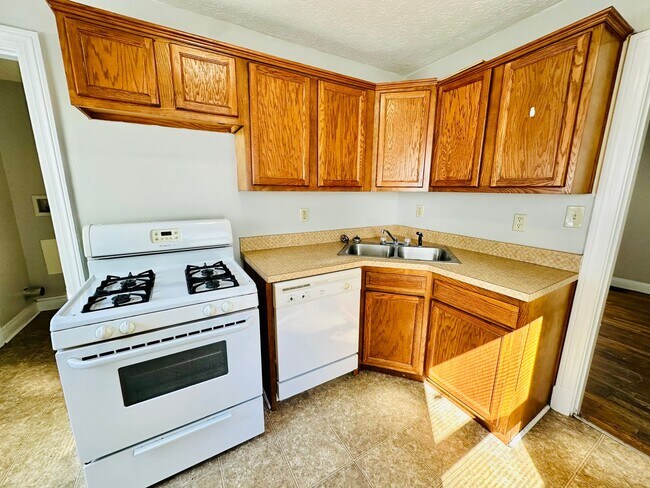Foto del edificio - Charming 4 Bedroom by Churchill Downs