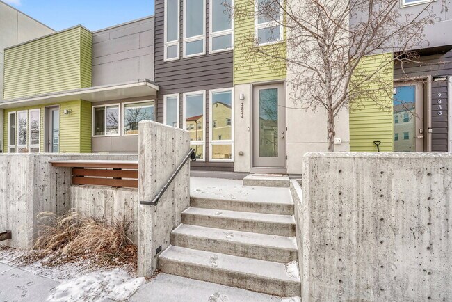 Building Photo - $3,145.95- 3 Bed, 3.5 Bath Townhome in Denver with Central AC and In Unit Laundry