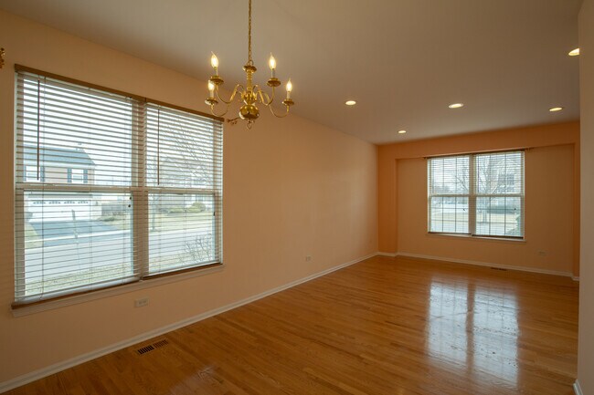 Building Photo - 3091 Whitney Rd