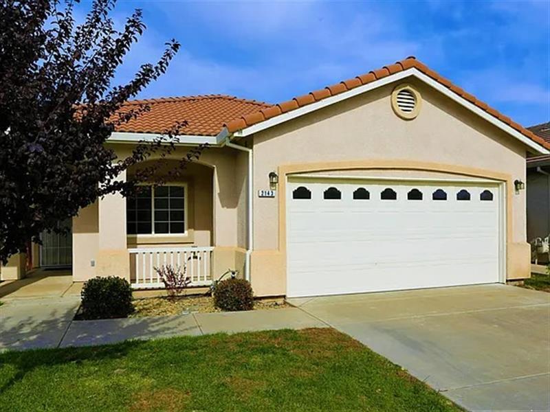 Building Photo - Beautiful home1