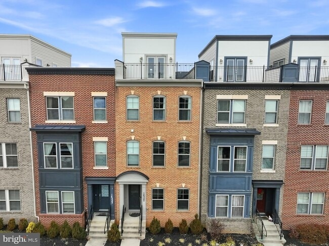 Photo - 14325 Potomac Heights Ln Townhome