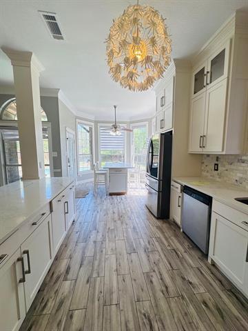 Foto del edificio - 1114 Wildflower Ln