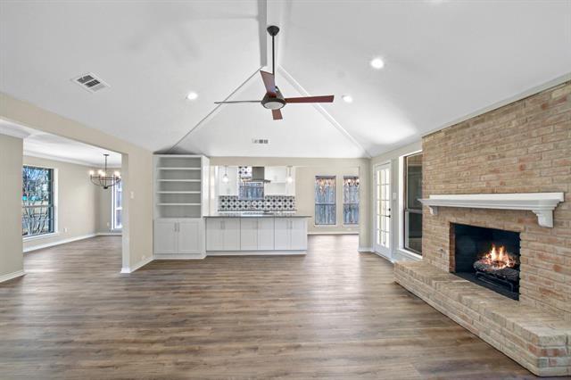 Building Photo - 15110 Leafy Ln