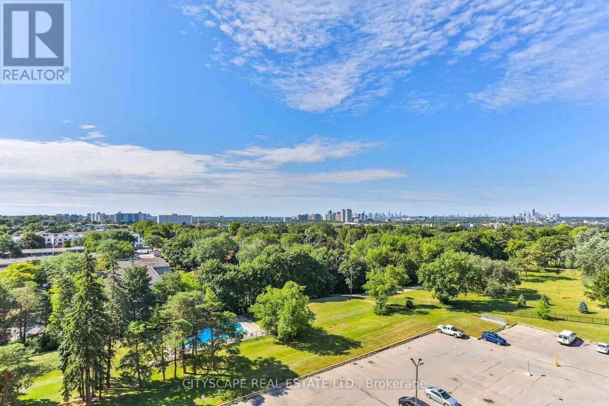 Photo principale - 105-105 Rowena Dr