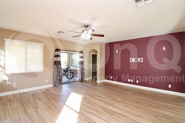 Building Photo - 4018 E Expedition Way