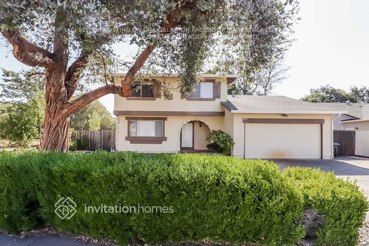 Foto principal - 2954 Redwood Dr
