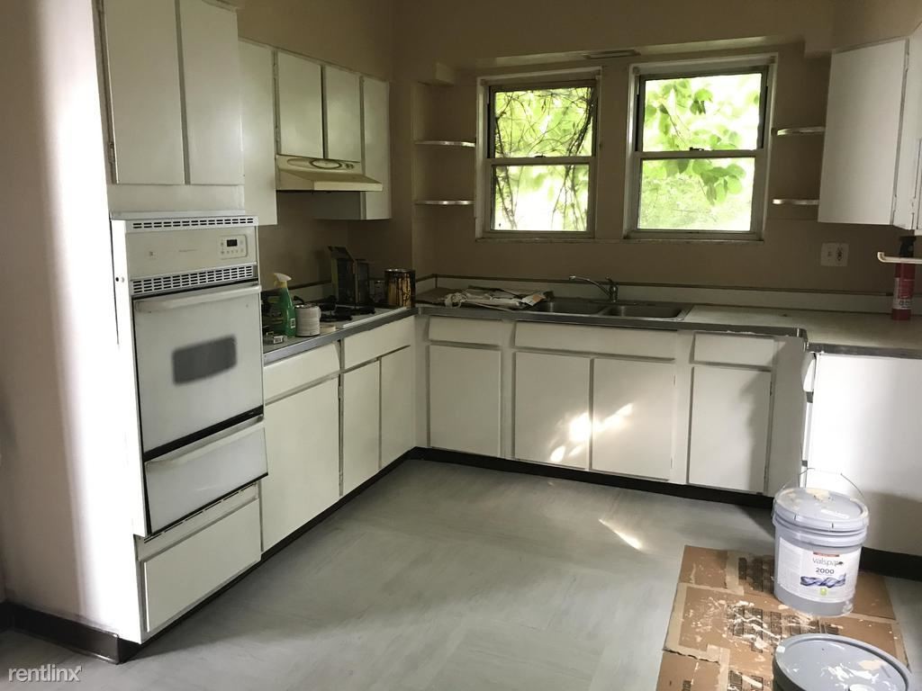 Primary Photo - 245 E 16th Ave