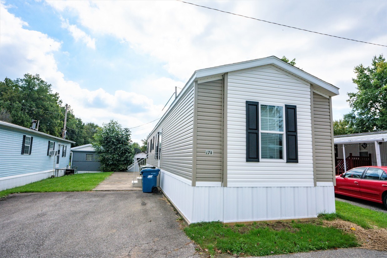 Westwood Estates Apartments 7055 Quarry Rd Amherst, OH