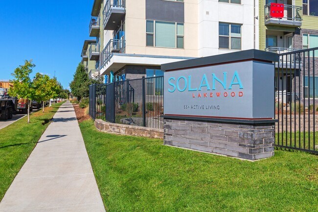 Foto del edificio - Solana Lakewood 55+ Active Adult Community