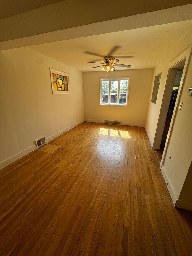 Foto del edificio - South Oakland Two Bedroom!