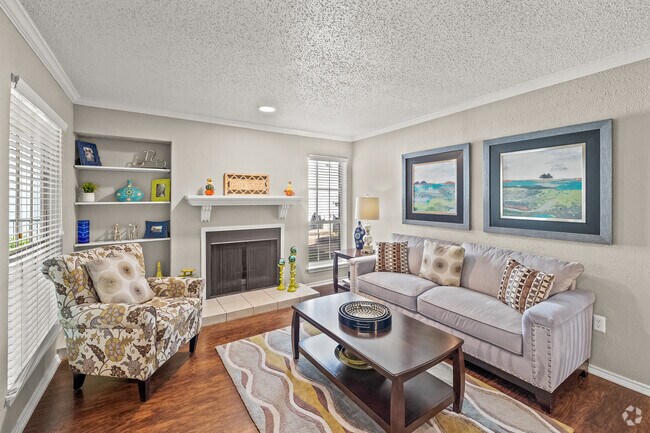 2 habitaciones, 2 baños, 934 pies cuadrados, sala de estar - Westmount at River Park Apartments